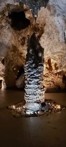 Липская пещера и частная винария