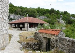 Островной монастырь Ком, Скадарское озеро и Риека Црноевича